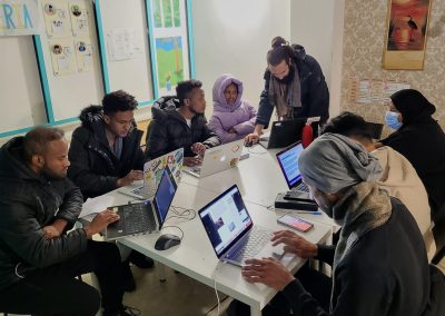 Bridging the Gap to Social Services in Croatia: Enhancing Digital Skills for Migrants and Refugees